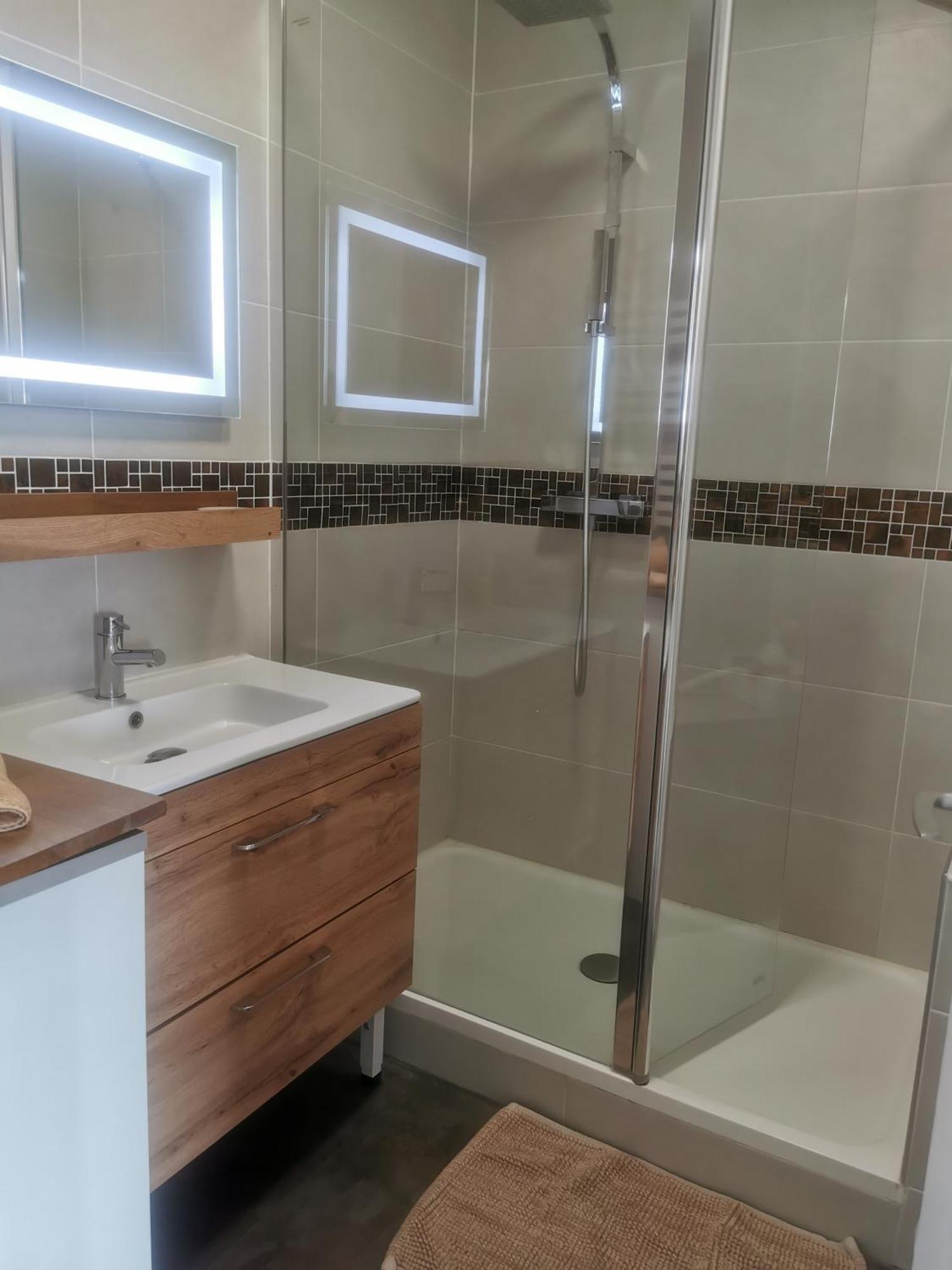 Appartement Les cordoliers à Reims Extérieur photo